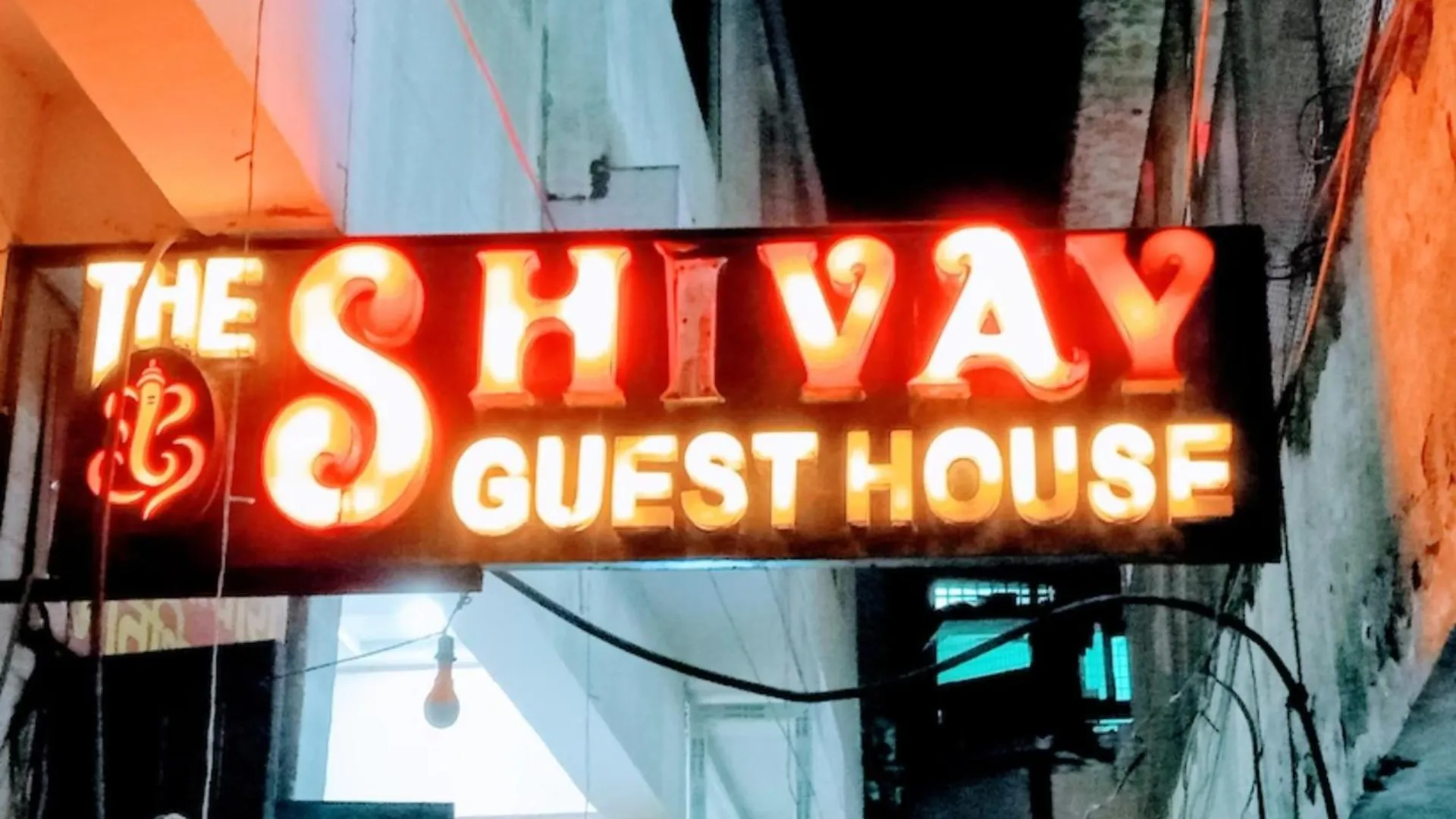 Goroomgo The Shivay Guest House Inn Benares 3*,  India