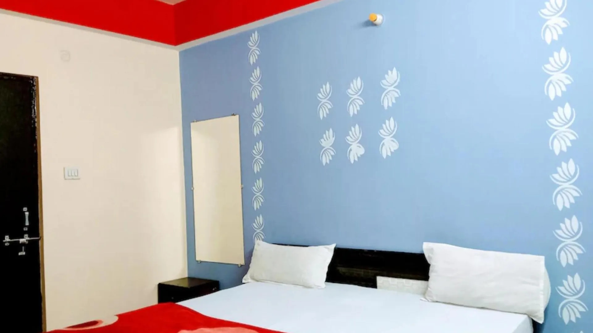 Goroomgo The Shivay Guest House Inn Benares Hotel